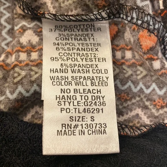 Umgee Waffle Knit Boho Print Top - Picture 11 of 11